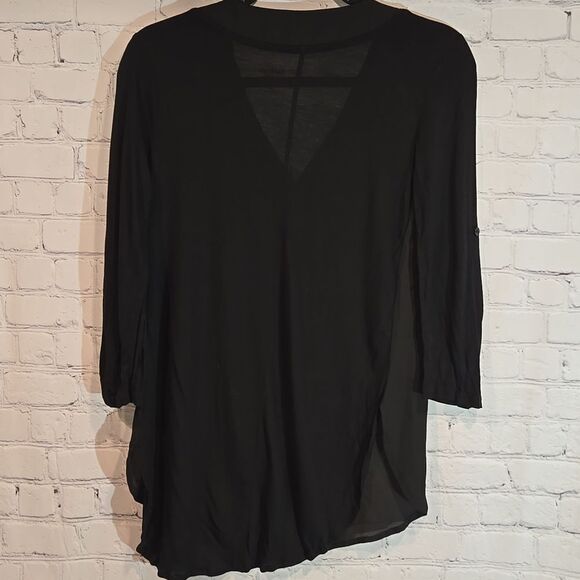 Soho Black Women's dual texture Top size XS - Picture 7 of 9